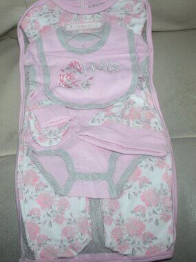 7 Pc baby girl set- 0-3 Mos